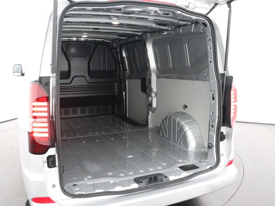 VW-Bedrijfswagens Transporter 2.0 TDI L2H1 30 Style