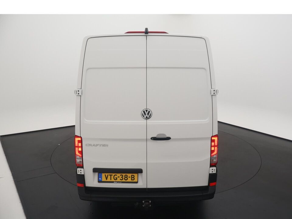 VW-Bedrijfswagens Crafter 35 2.0 140 PK TDI L3H3 Comfortline