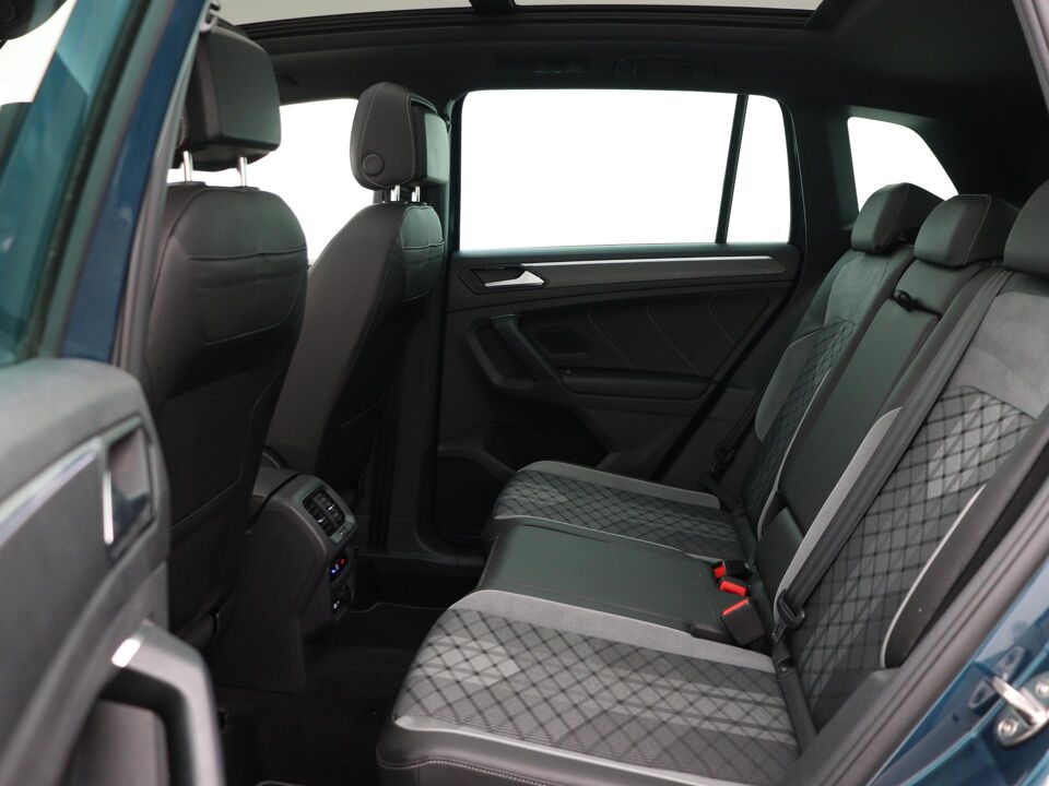 Volkswagen Tiguan 1.5 TSI R-Line Business+