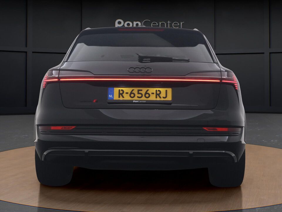 Audi e-tron S-Line quattro 95 kWh