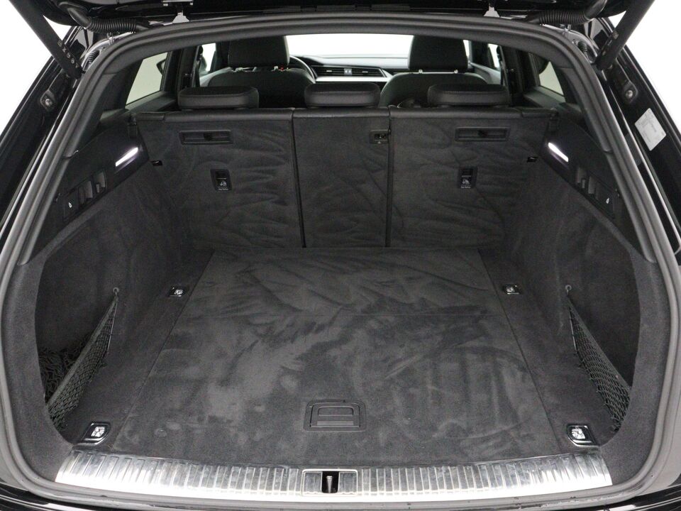 Audi e-tron S-Line quattro 95 kWh