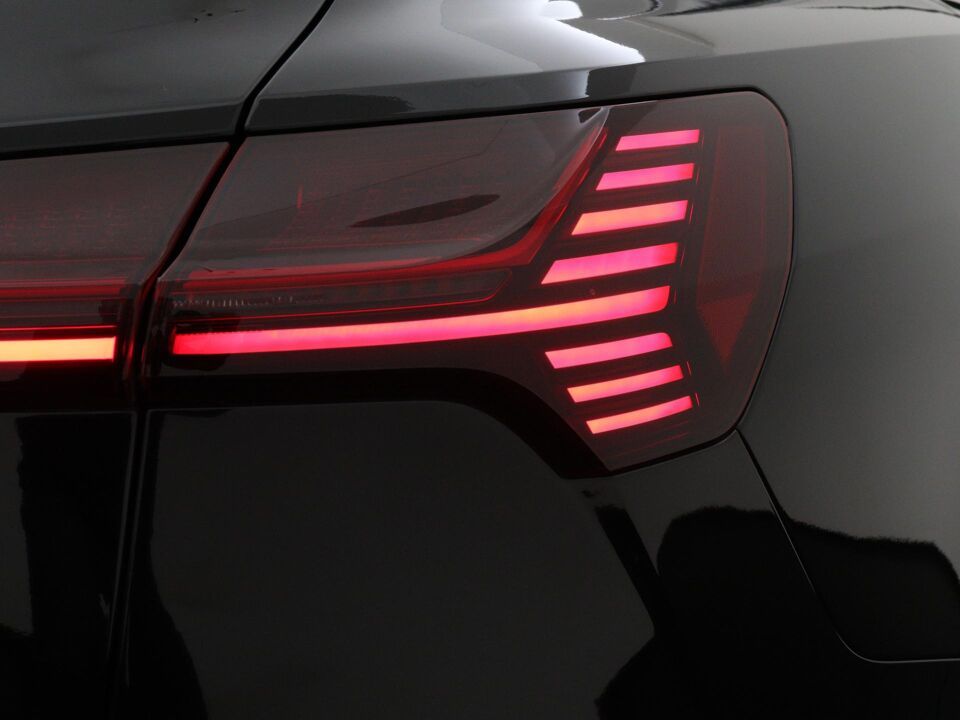 Audi e-tron S-Line quattro 95 kWh