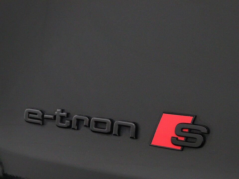 Audi e-tron S-Line quattro 95 kWh