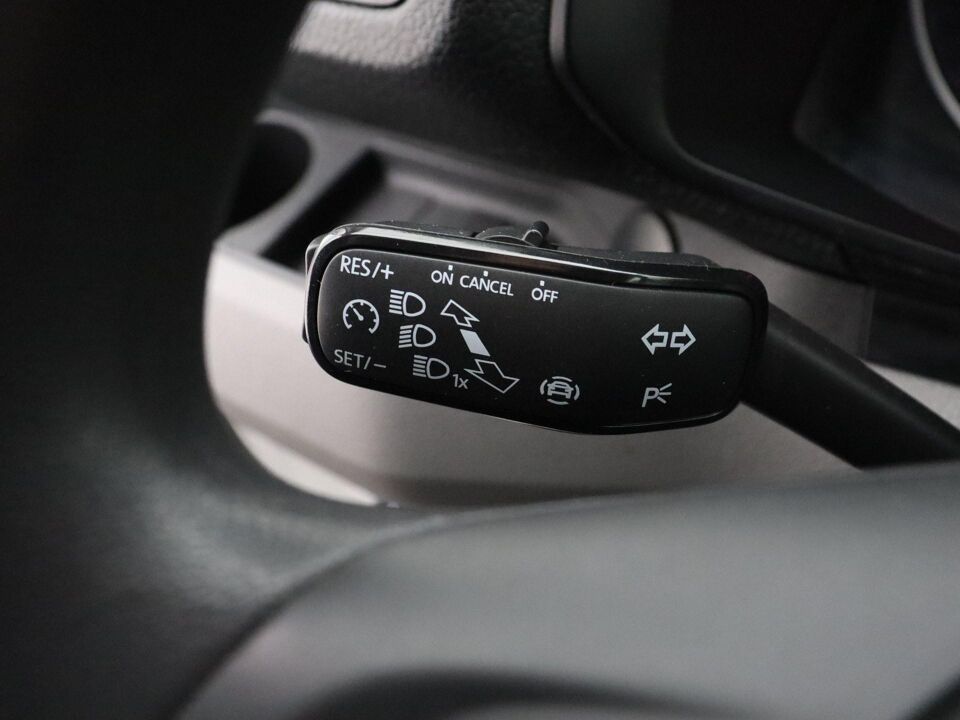 VW-Bedrijfswagens Crafter 35 2.0 TDI 140 PK Aut. L3H2 Comfortline