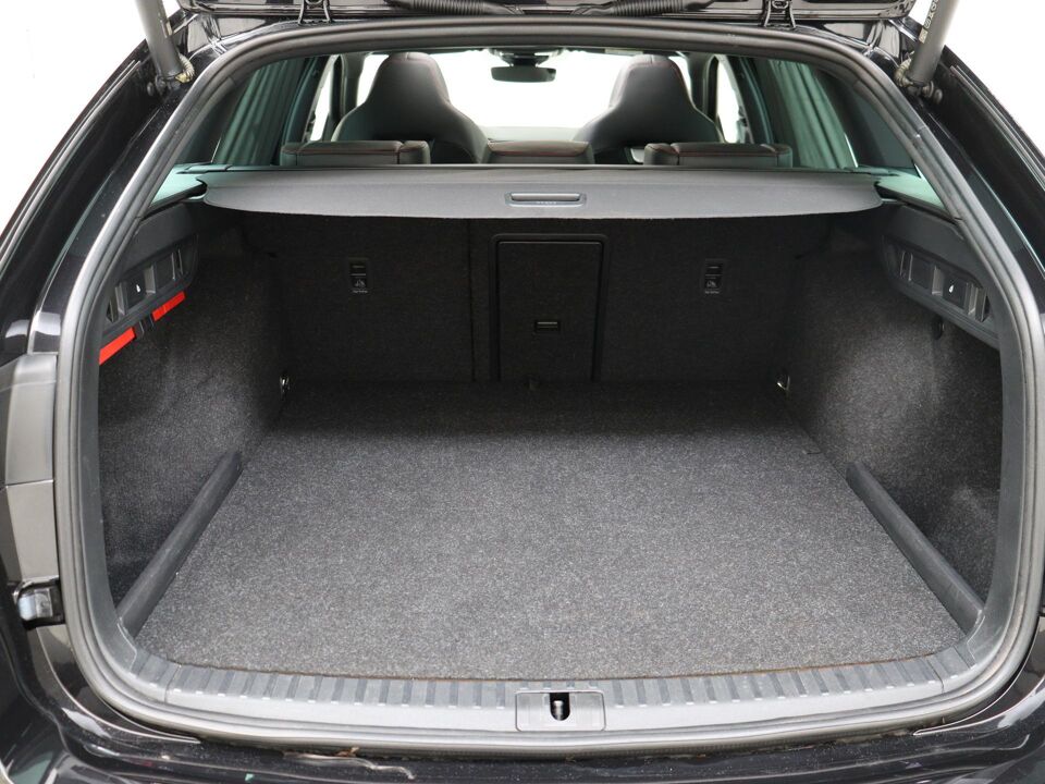 Škoda Octavia Combi 1.4 TSI 245 PK DSG RS iV PHEV Business