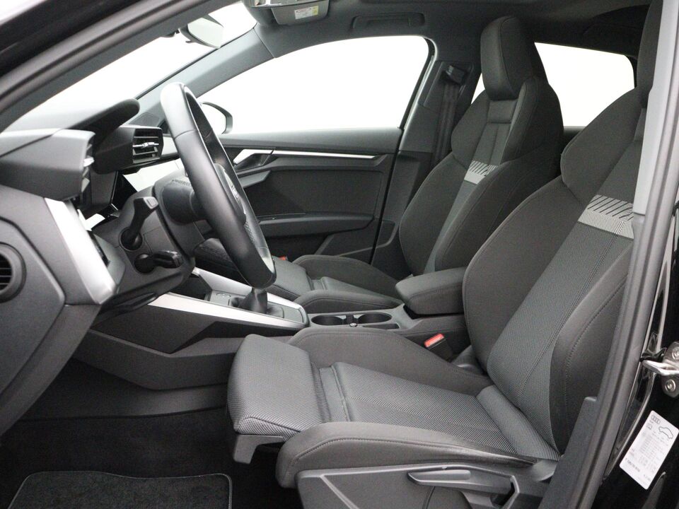 Audi A3 Sportback 30 TFSI Business edition