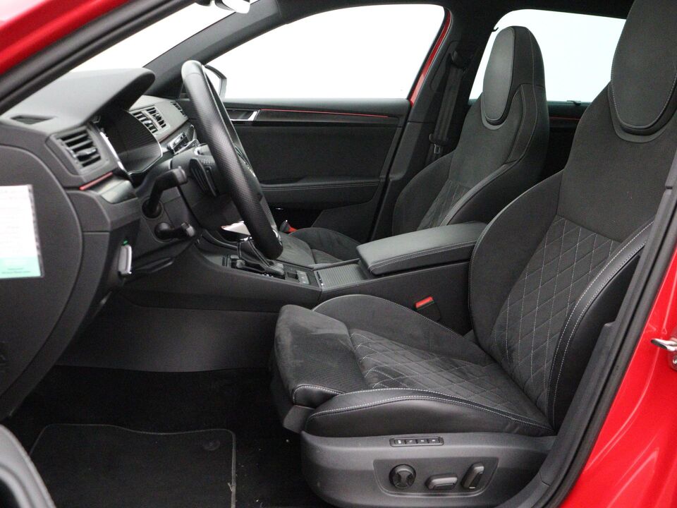 Škoda Superb Combi 1.4 TSI iV Sportline Business