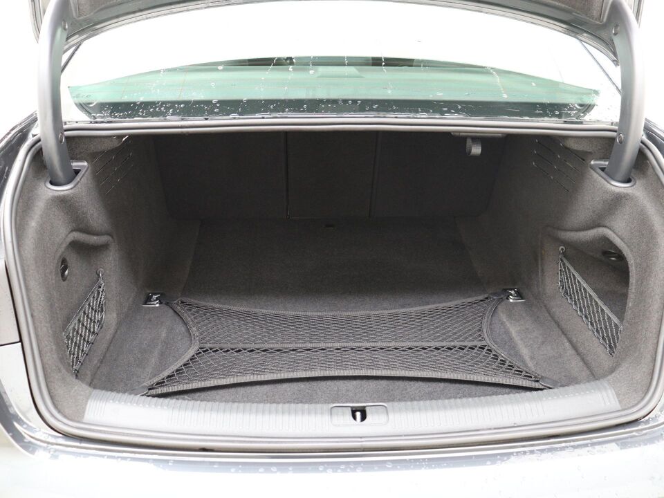 Audi A4 Limousine 35 TFSI 150 PK Business Edition