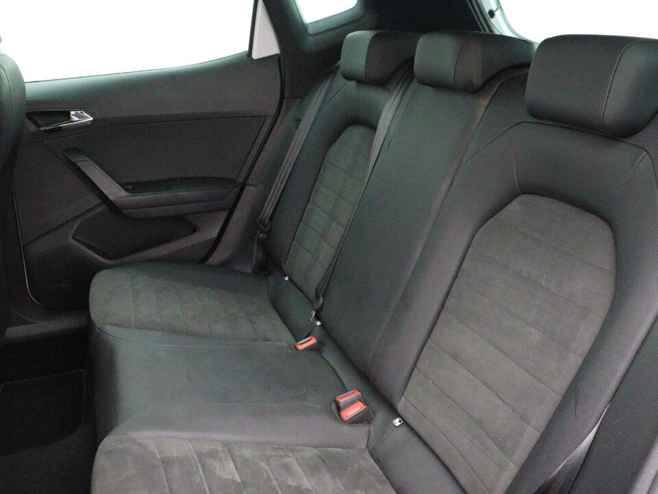 SEAT Arona 1.0 TSI FR Business Intense