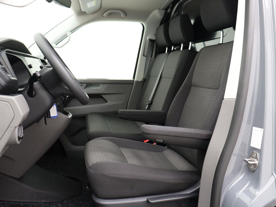 VW-Bedrijfswagens Transporter 2.0 TDI 110 PK L2H1 28 Comfortline
