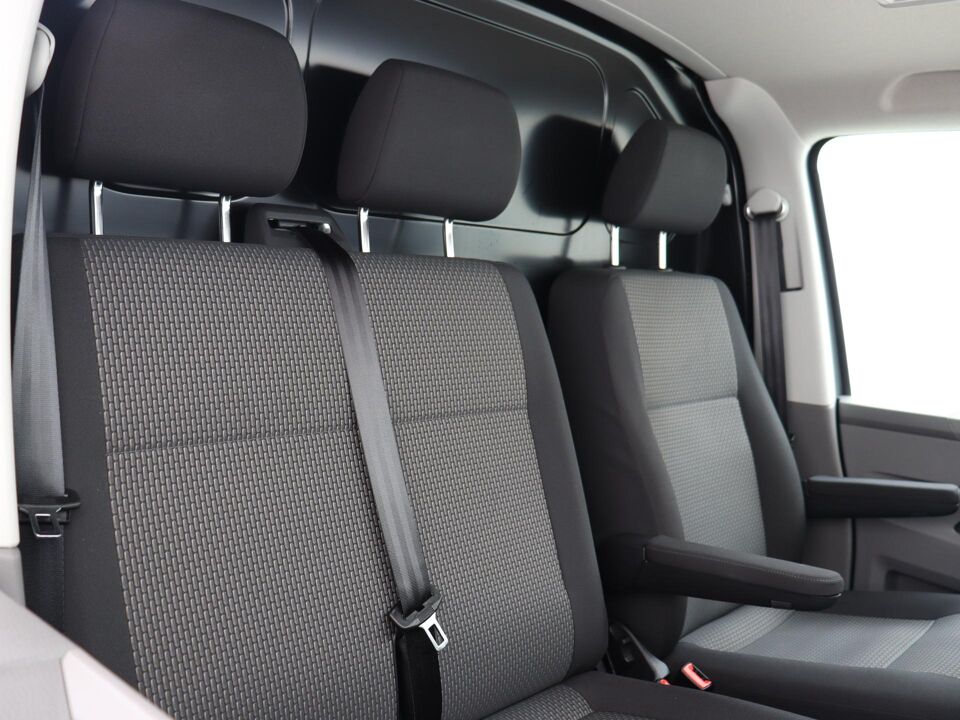 VW-Bedrijfswagens Transporter 2.0 TDI 110 PK L2H1 28 Comfortline