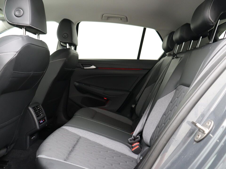 Volkswagen Golf 1.5 eTSI 150 PK DSG Style