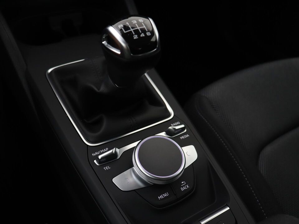 Audi Q2 35 TFSI 150 PK Business Edition