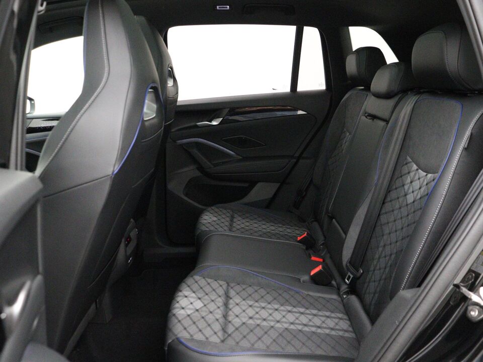 Volkswagen Tiguan R-Line-Edition 1.5 eHybrid 150 kW / 204 pk