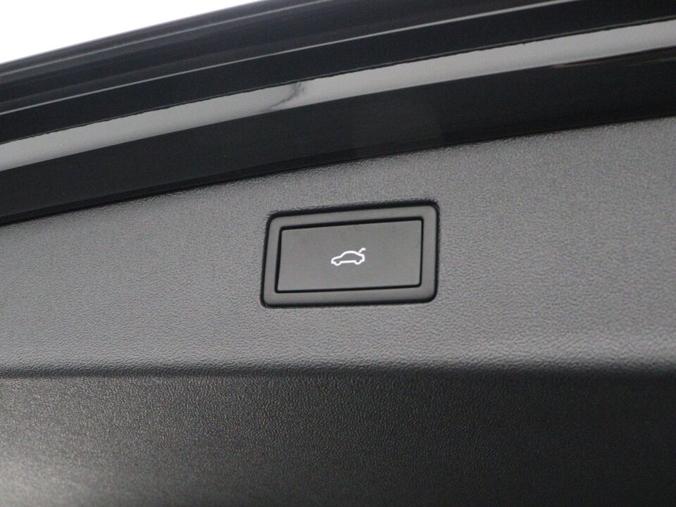 Volkswagen Tiguan R-Line-Edition 1.5 eHybrid 150 kW / 204 pk