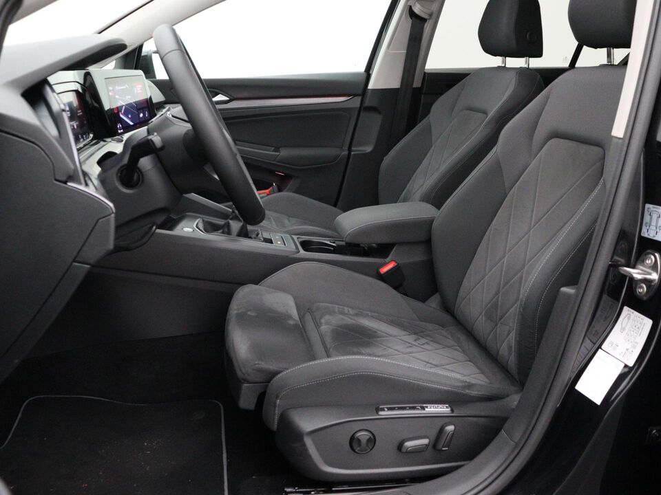 Volkswagen Golf 1.5 TSI Style