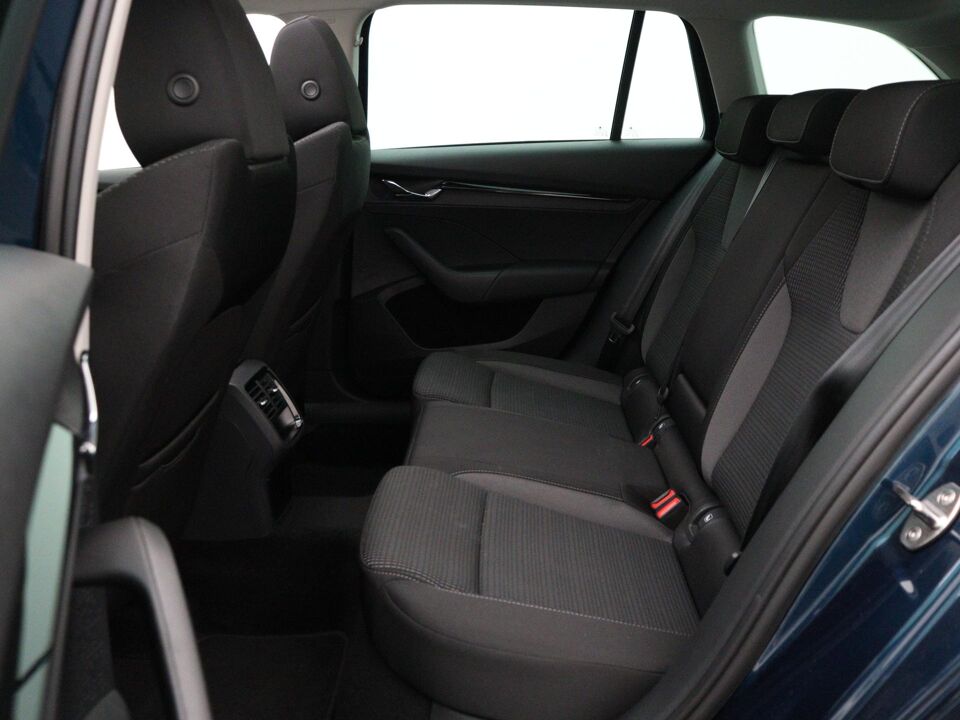 Škoda Octavia Combi 1.5 e-TSI Business Edition Plus