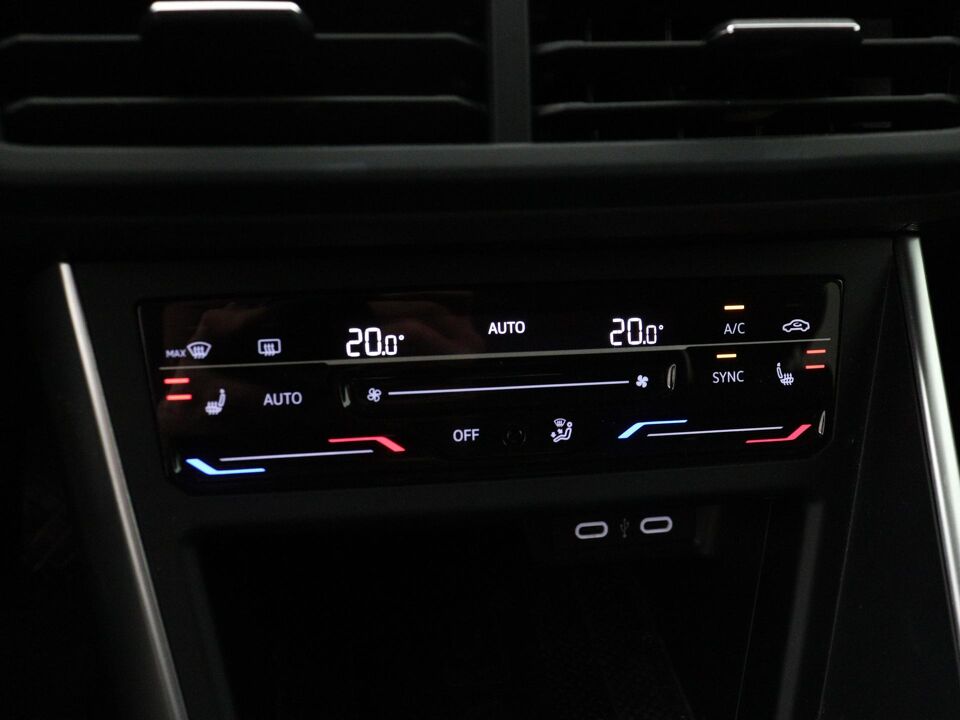 Volkswagen Polo 1.0 TSI Life Business