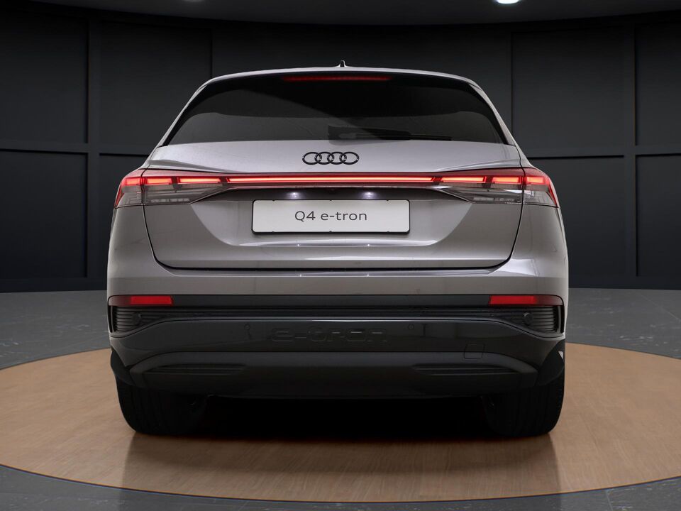 Audi Q4 e-tron Advanced edition 40 63 kWh 150 kW / 204 PK