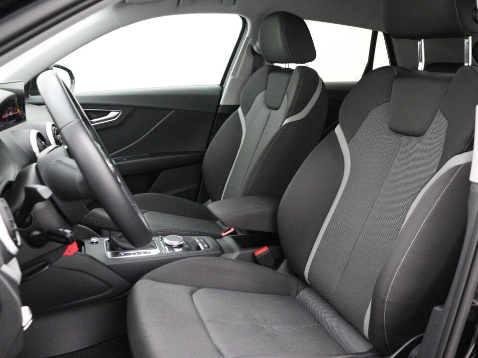 Audi Q2 35 TFSI Business Edition