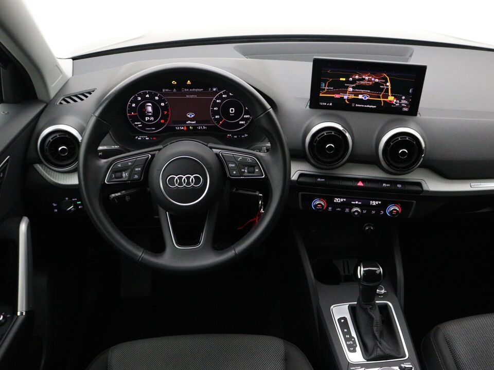Audi Q2 35 TFSI Business Edition