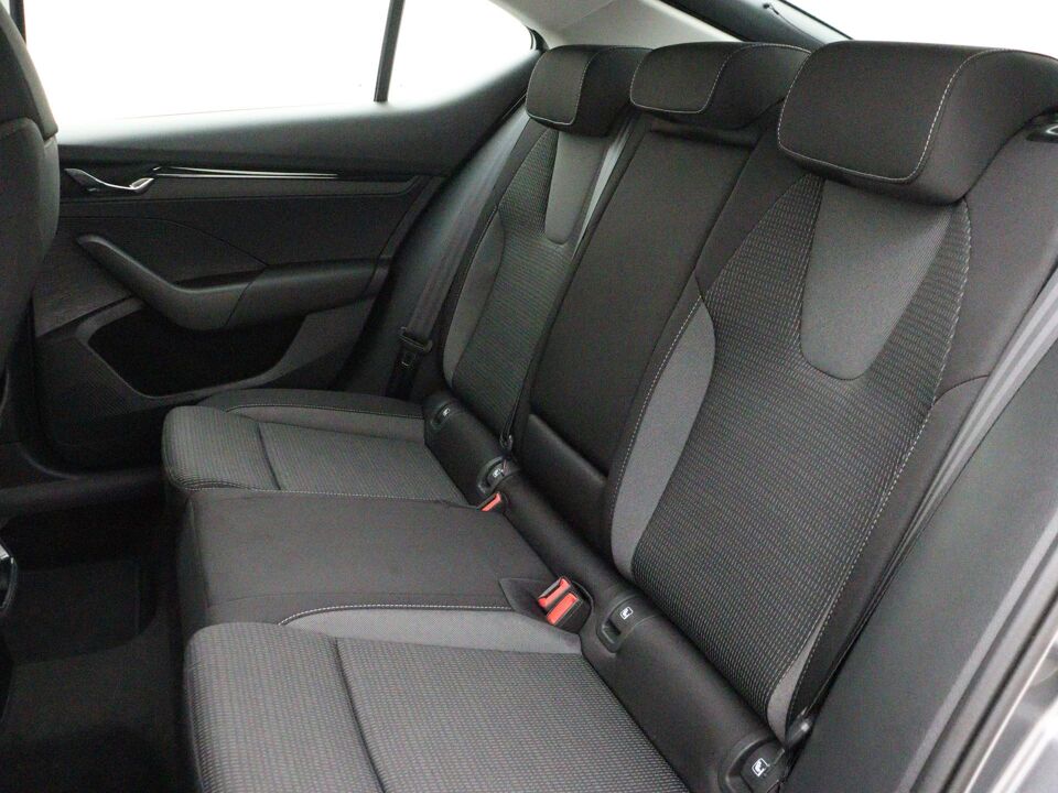 Škoda Octavia 1.0 e-TSI Ambition