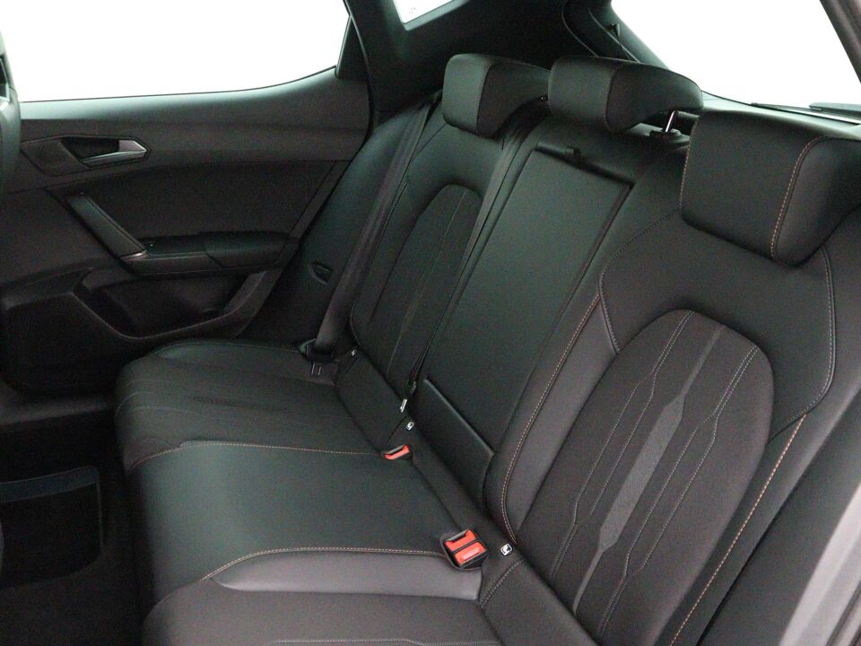 CUPRA Leon 1.4 e-Hybrid Business