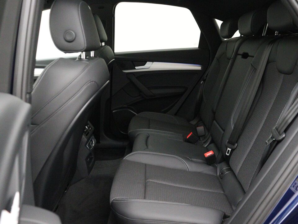 Audi Q5 Sportback S edition Competition 50 TFSI e 220 kW / 299 PK
