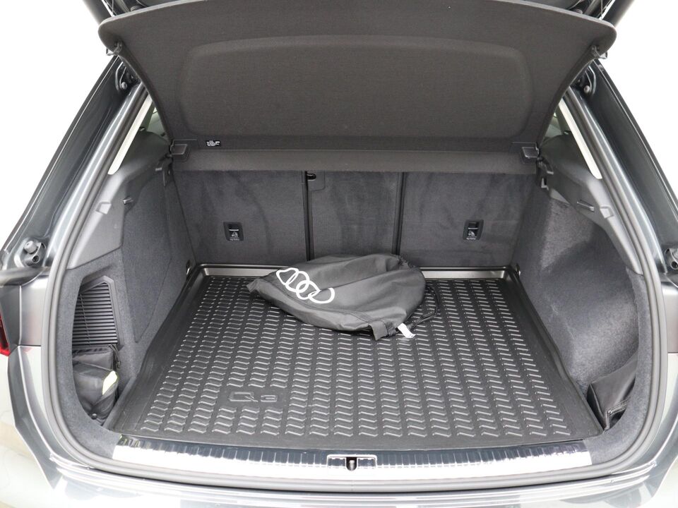 Audi Q3 45 TFSI e 245 PK S-Line