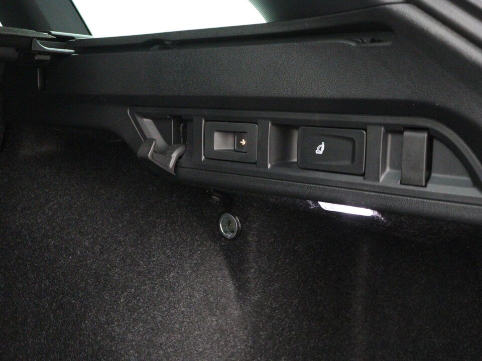 Škoda Octavia Combi 1.0 e-TSI Sport Business