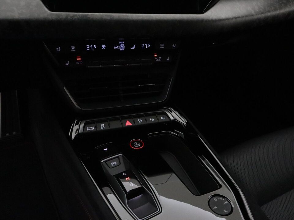 Audi RS e-tron GT Performance 550kW/748pk