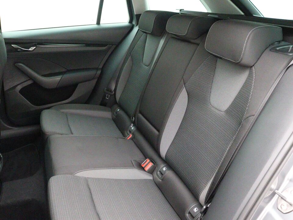 Škoda Octavia Combi 1.0 e-TSI Business Edition Plus