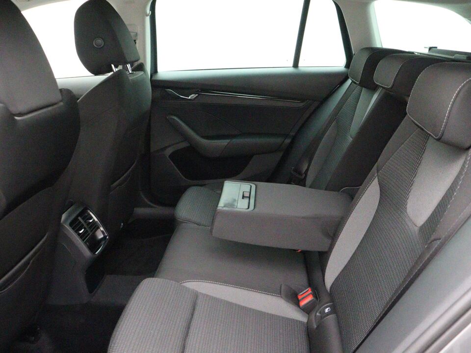 Škoda Octavia Combi 1.0 e-TSI Business Edition Plus