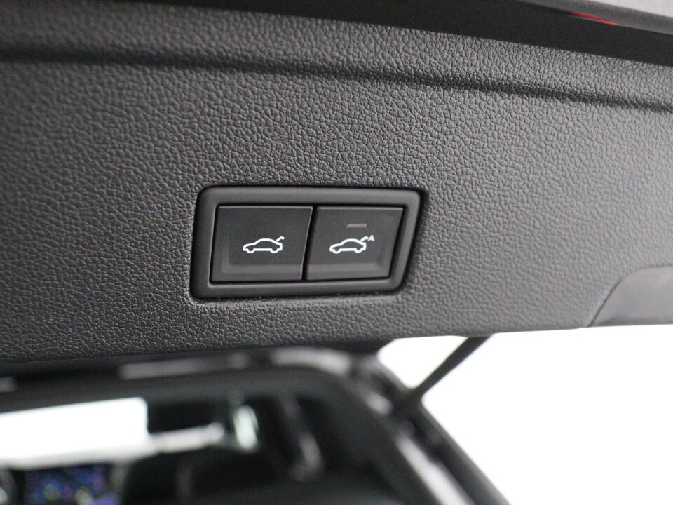 Volkswagen Touareg 3.0 TSi eHybrid 4MOTION R