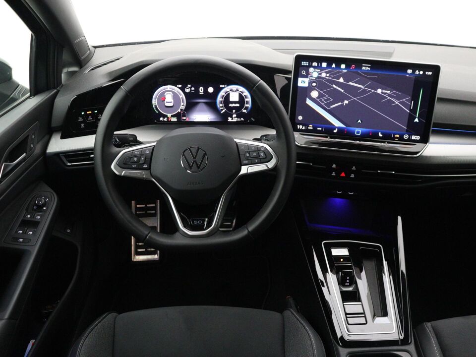 Volkswagen Golf 1.5 eHybrid Style