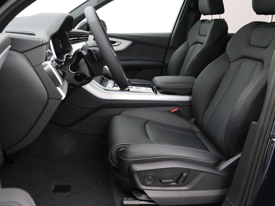Audi Q7 Pro Line S 55 TFSI e 290 kW / 394 PK