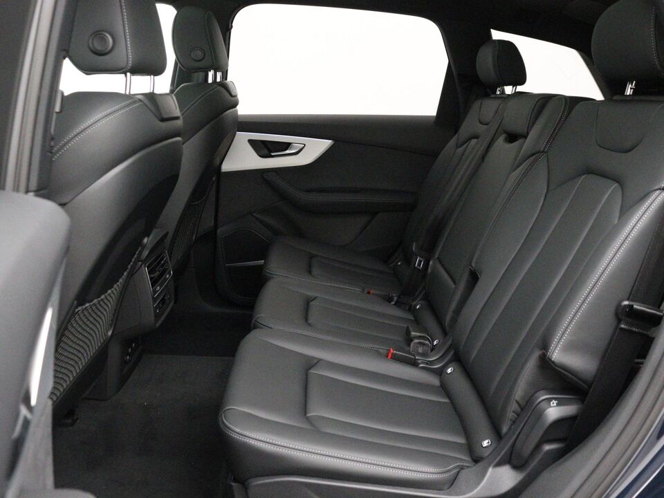 Audi Q7 Pro Line S 55 TFSI e 290 kW / 394 PK