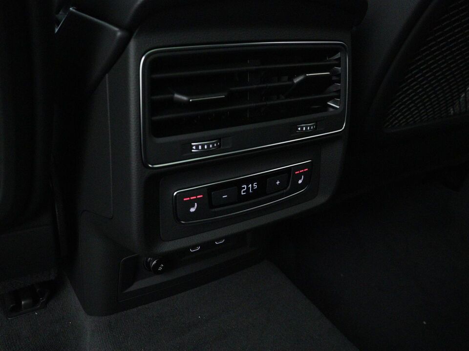 Audi Q7 Pro Line S 55 TFSI e 290 kW / 394 PK