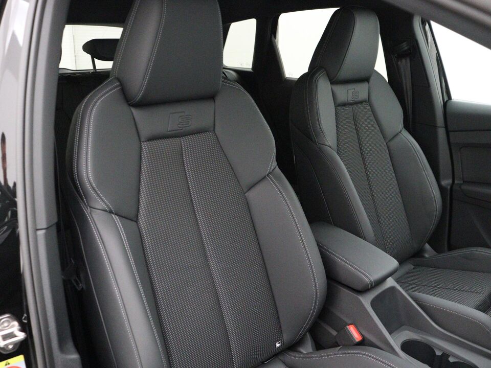 Audi Q4 e-tron S edition 45 210kW/286pk 82Kwh