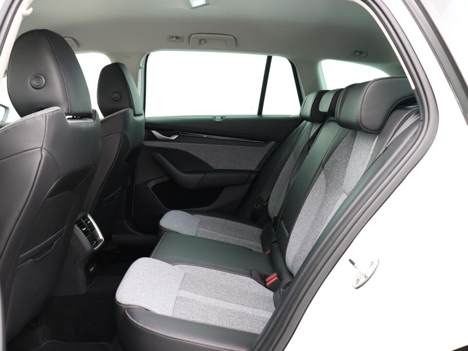 Škoda Octavia Combi 1.5 TSI 150 PK DSG MHEV Business Edition Plus