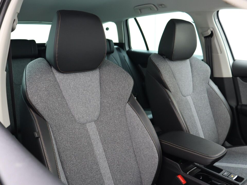 Škoda Octavia Combi 1.5 TSI 150 PK DSG MHEV Business Edition Plus