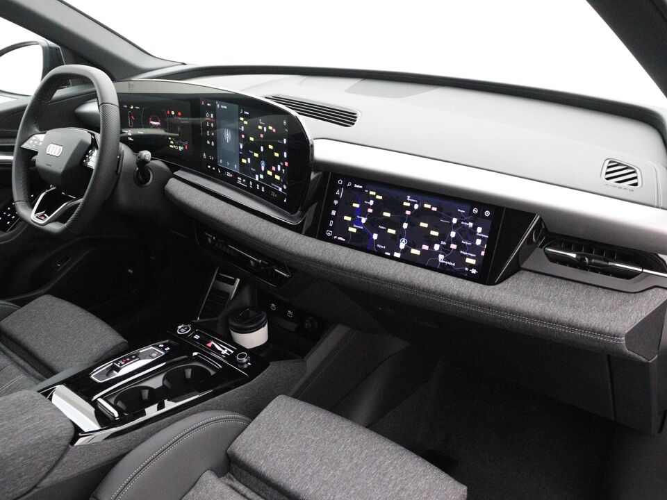 Audi Q6 e-tron S edition 185kW/252pk 83Kwh