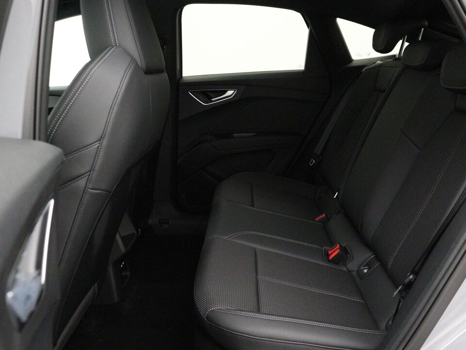 Audi Q4 Sportback e-tron S edition 40 150 kW / 204 PK 63 kWh
