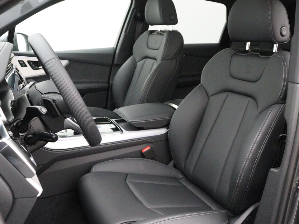 Audi Q7 Pro Line S 55 TFSI e 290 kW / 394 PK