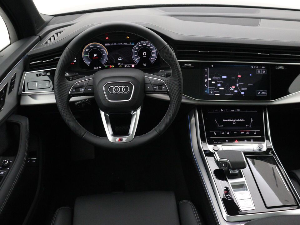 Audi Q7 Pro Line S 55 TFSI e 290 kW / 394 PK