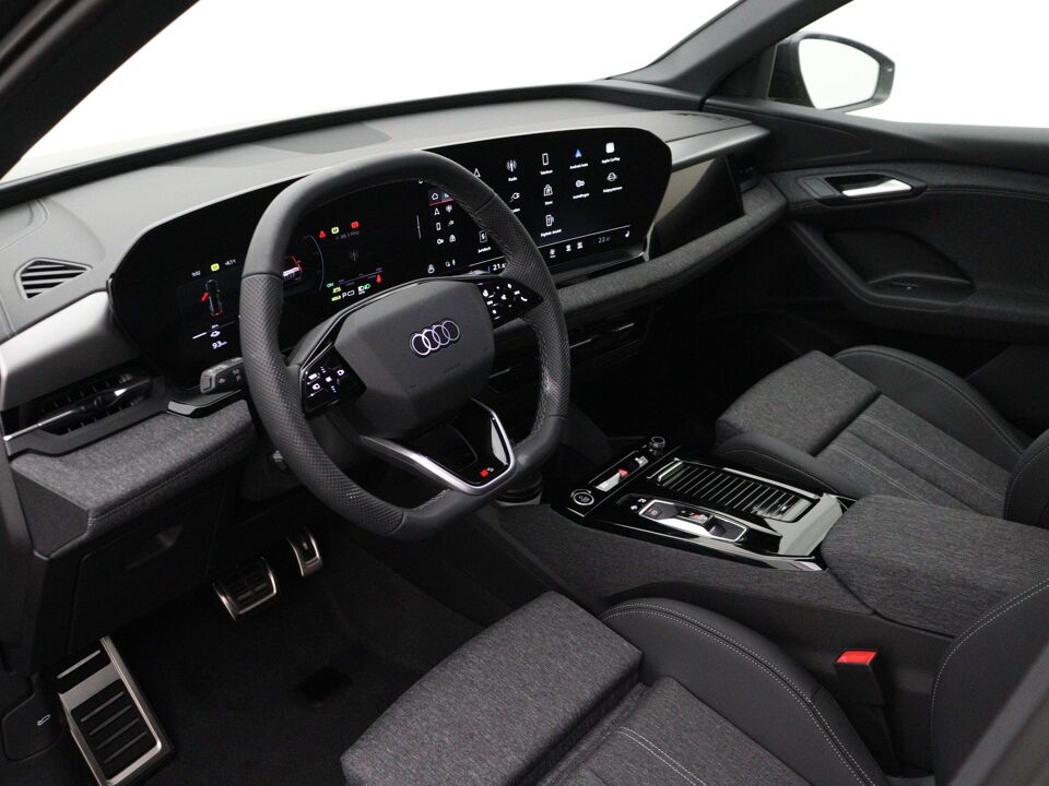 Audi Q6 e-tron S edition 185kW/252pk 83Kwh