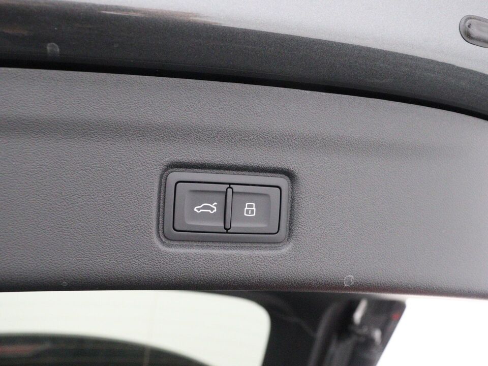Audi Q6 e-tron S edition 185kW/252pk 83Kwh