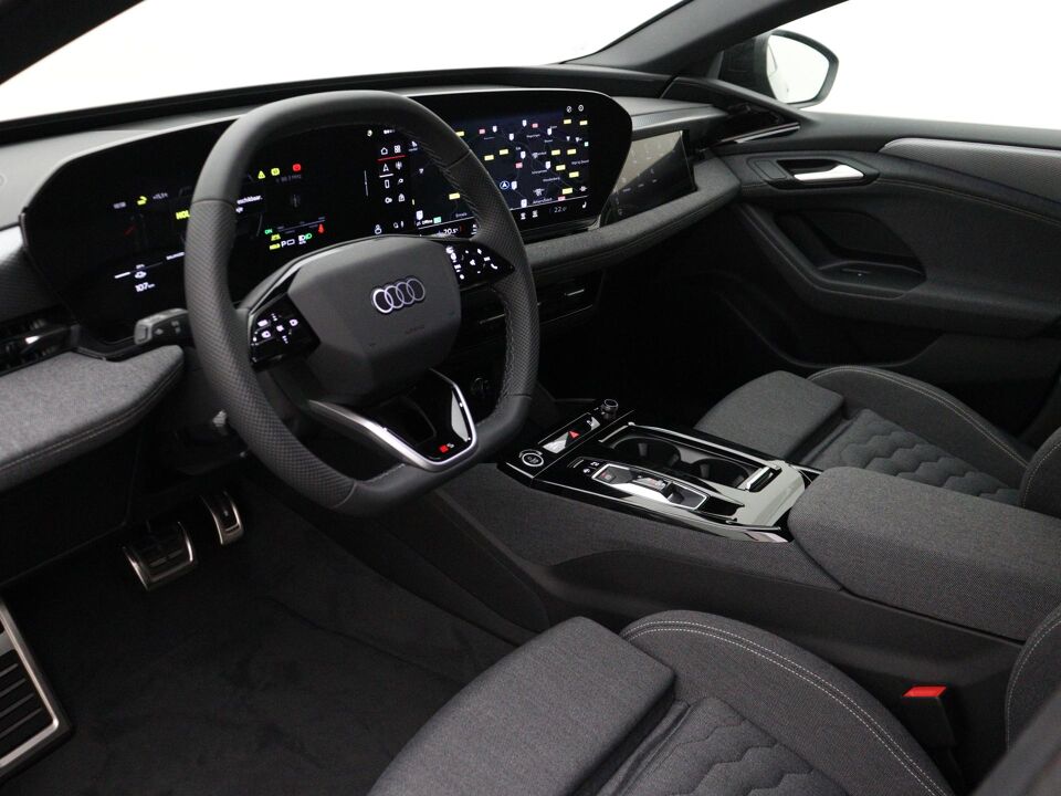 Audi A6 Avant e-tron S edition 83 kWh 210 kW / 286 PK