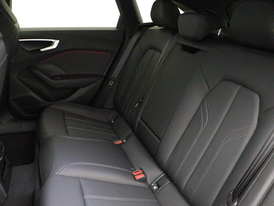 Audi A5 Avant e-hybrid S edition Competition 2.0 TFSI e 270 kW / 367 PK