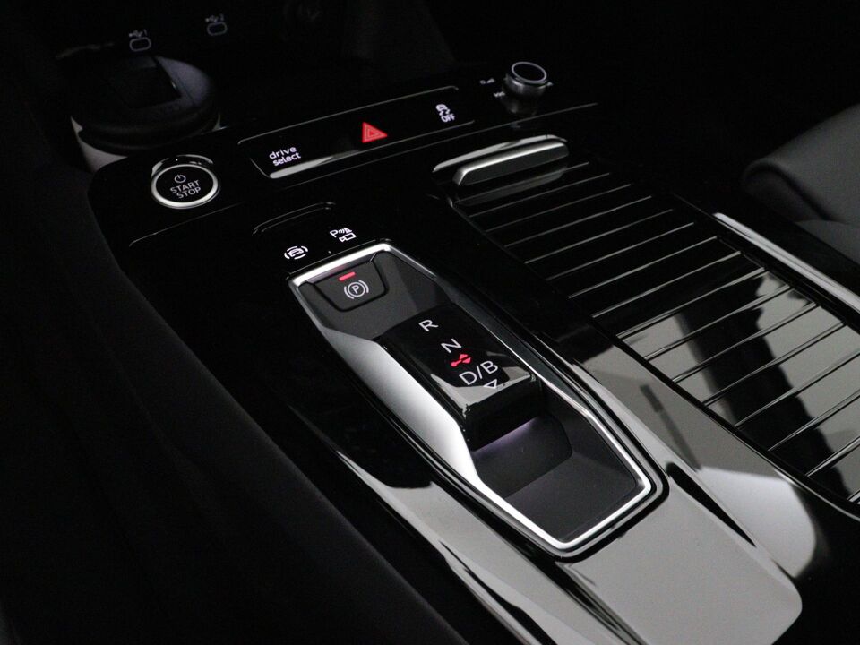Audi Q6 e-tron Advanced edition 83Kwh 185 kW / 252 PK